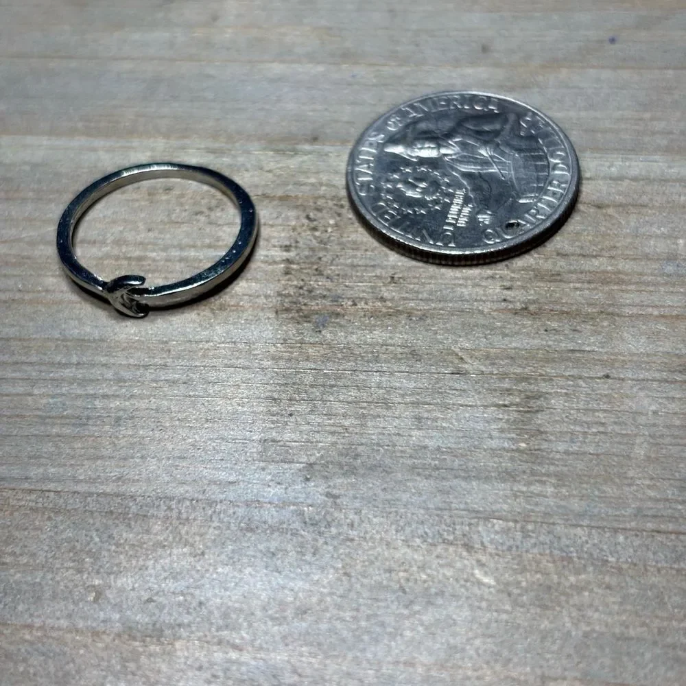 New! Dainty Moon Silver Tone Ring Size 7 Costume Jewelry Hypoallergenic